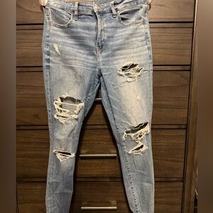 American Eagle Outfitters Light Blue Distressed Skinny Jeans